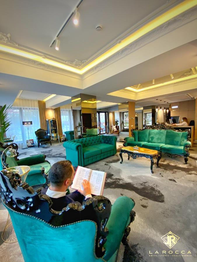 La Rocca Boutique Hotel Craiova Bagian luar foto